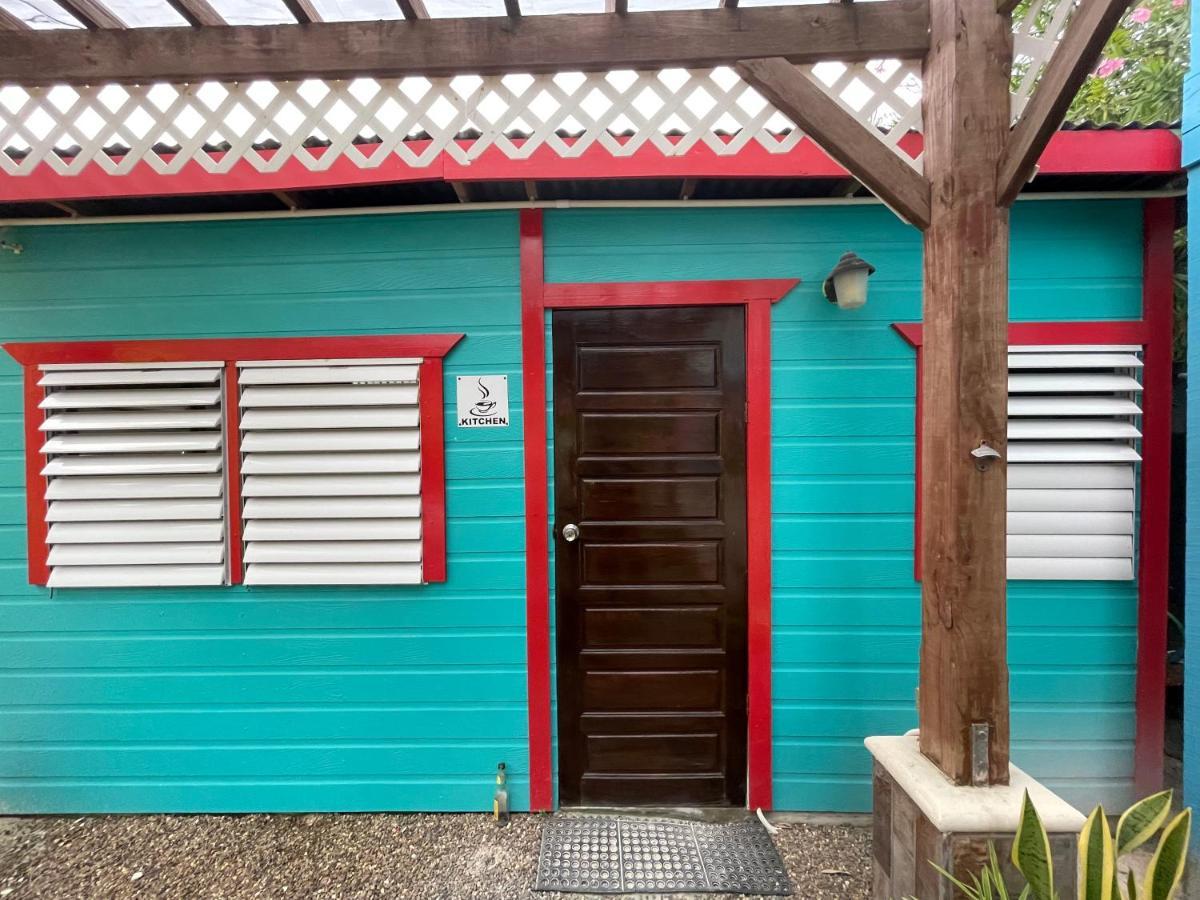 Sea N Sun Guest House Caye Caulker Kültér fotó