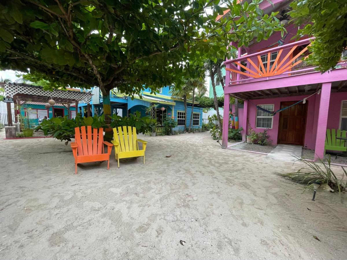 Sea N Sun Guest House Caye Caulker Kültér fotó
