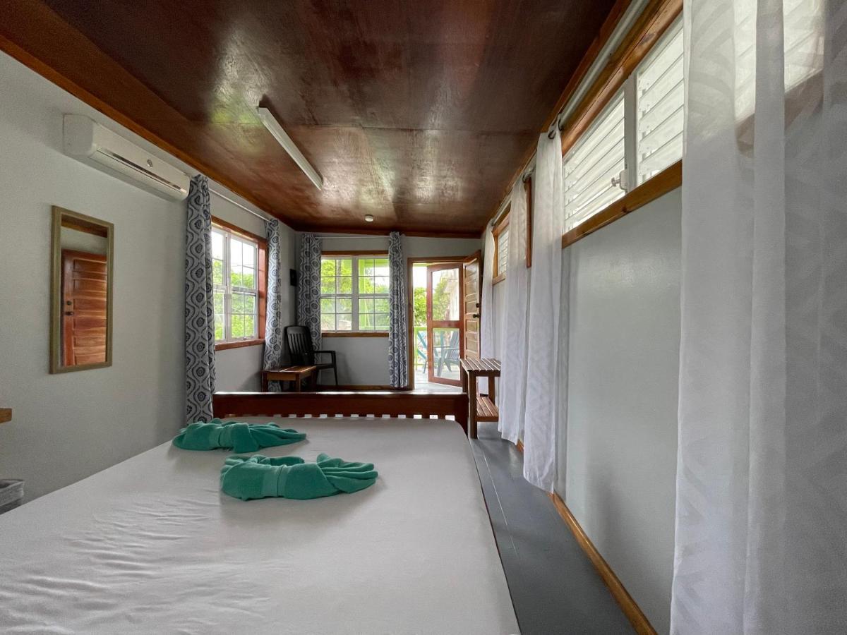 Sea N Sun Guest House Caye Caulker Kültér fotó