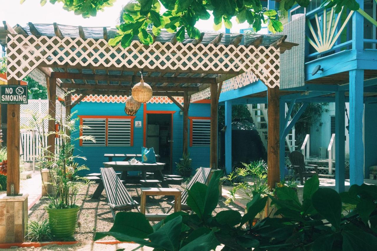 Sea N Sun Guest House Caye Caulker Kültér fotó